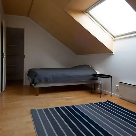 Dom wakacyjny Spacious House Near Sello, Good For 12 People Espoo