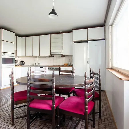 Spacious House Near Sello, Good For 12 People